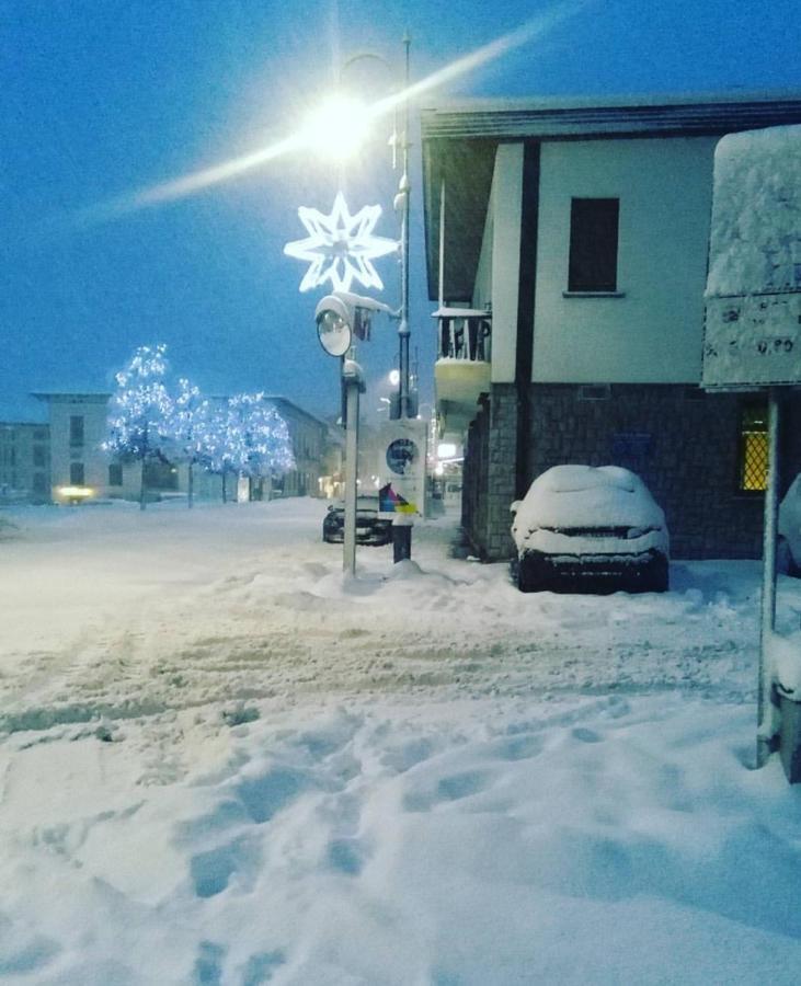 ホテル Fiocco Di Neve タルヴィージオ エクステリア 写真
